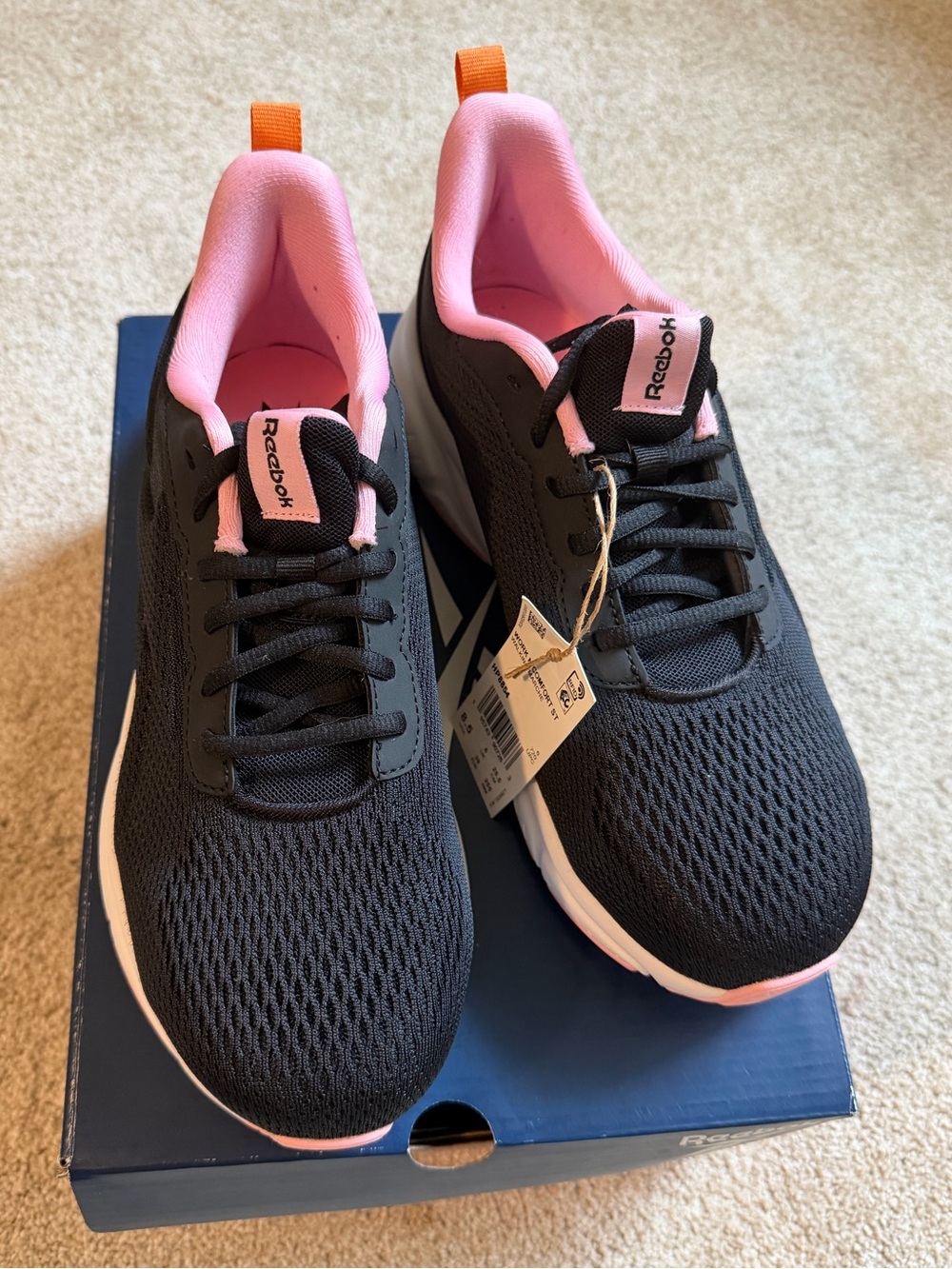 NWT Reebok Work & Comfort Sneakers